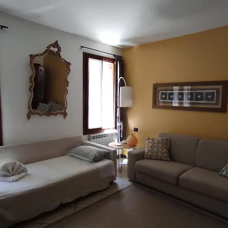 Cannaregio Oasi Venedik